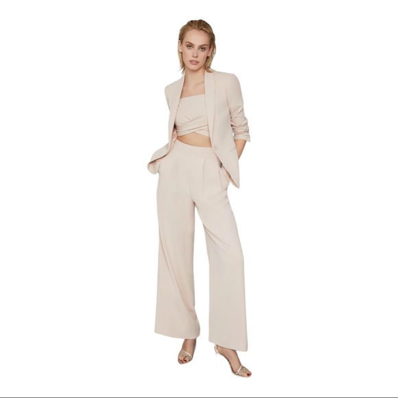 BCBGMAXAZRIA  PINK BLAZER - Picture 4 of 14